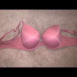 rose pink Victoria’s Secret push up bra